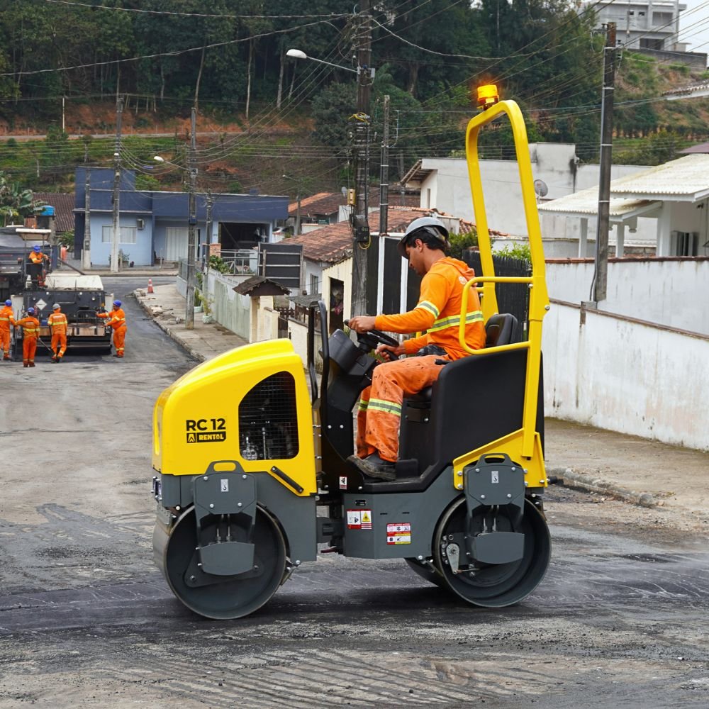 Rolo Compactador Articulado RC12 a Gasolina Honda CSM-71000721 - Imagem