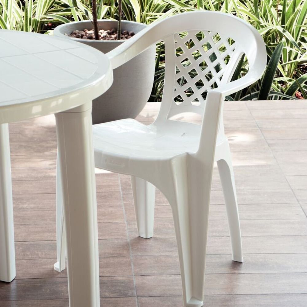 Kit com 12 Poltronas Iguape Branca com Braços TRAMONTINA-K1717 - Imagem
